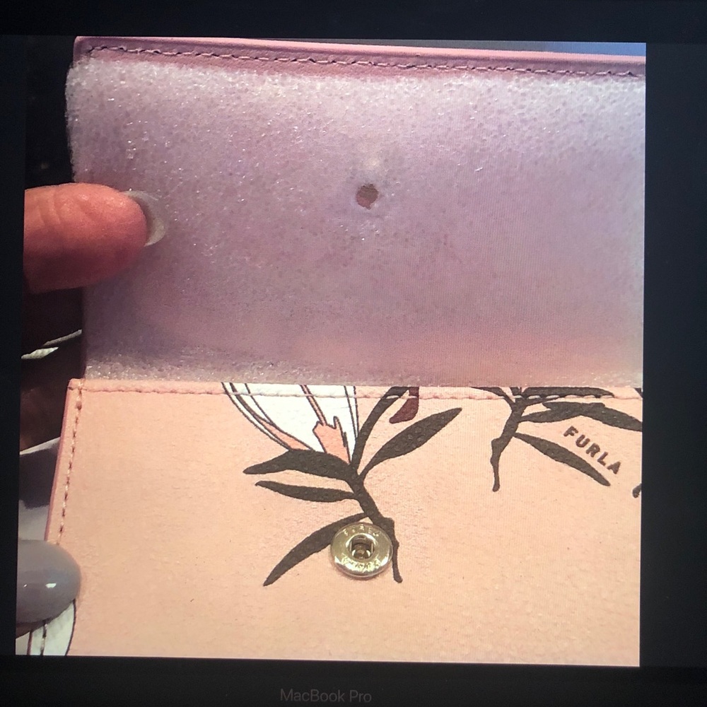 BRAND NEW Furla RARE & RETIRED Limited Edition Fold Wallet Floral Pink Leather! - Picture 4 of 11